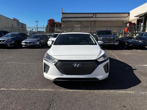 2018 Hyundai IONIQ Hybrid Limited