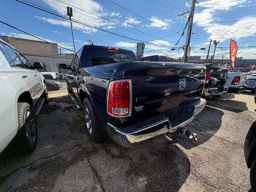 2017 RAM 1500 Laramie