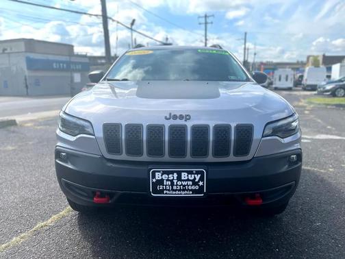 2020 Jeep Cherokee Trailhawk