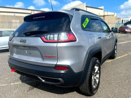 2020 Jeep Cherokee Trailhawk