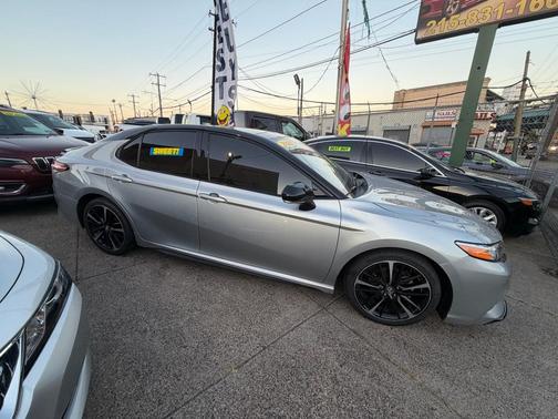 2020 Toyota Camry XSE