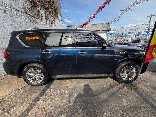 2019 INFINITI QX80 Luxe