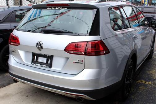 2017 Volkswagen Golf Alltrack TSI SEL