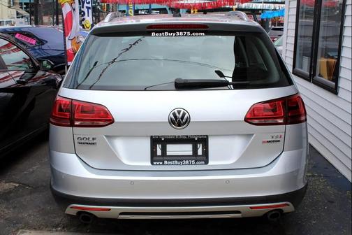 2017 Volkswagen Golf Alltrack TSI SEL