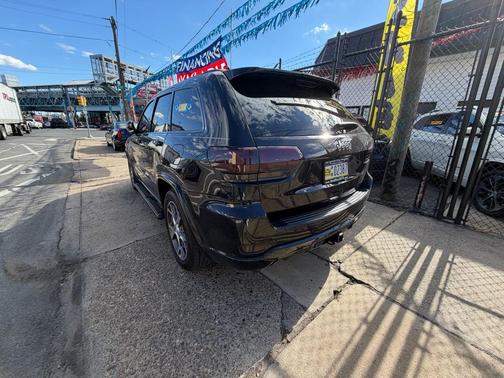 2020 Jeep Grand Cherokee Overland