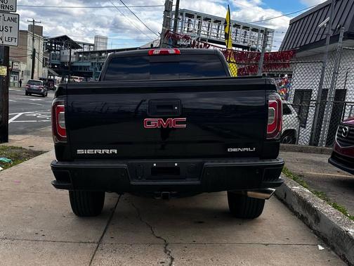 2018 GMC Sierra 1500 Denali