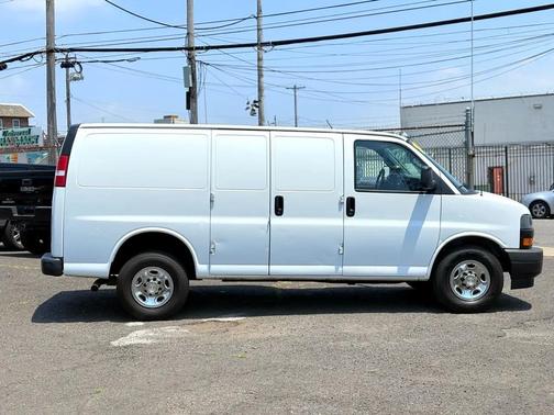 2020 Chevrolet Express 3500 RWD 3500 Regular Wheelbase WT