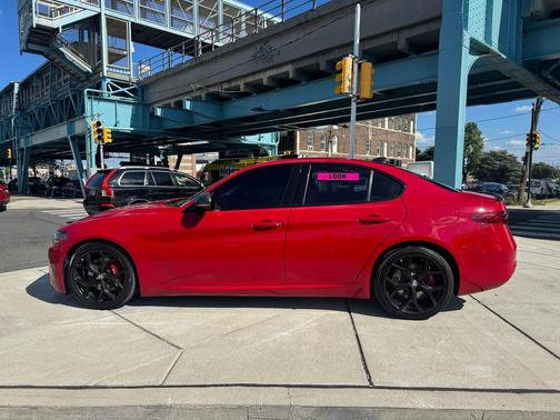 2019 Alfa Romeo Giulia Ti Sport