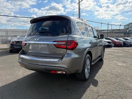 2019 INFINITI QX80 Luxe