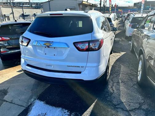 2016 Chevrolet Traverse 1LT