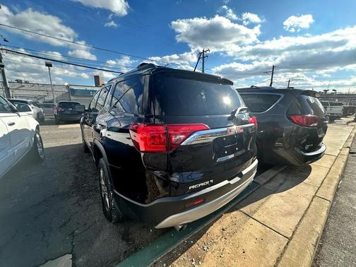 2019 GMC Acadia SLE-2