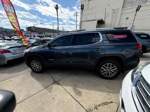 2019 GMC Acadia SLE-2