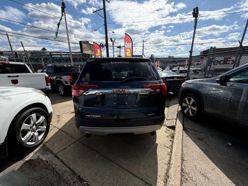 2019 GMC Acadia SLE-2