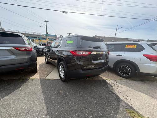 2018 Chevrolet Traverse LT Cloth