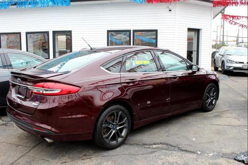 2018 Ford Fusion SE