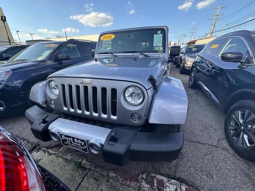 2016 Jeep Wrangler Unlimited Sahara