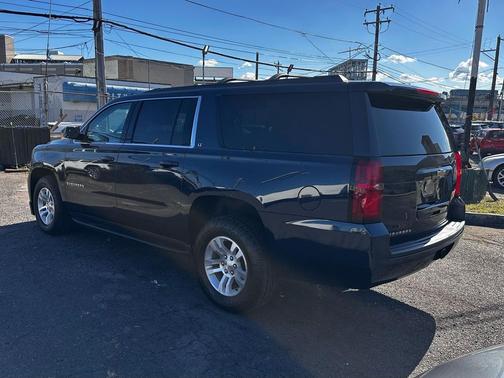 2019 Chevrolet Suburban LT