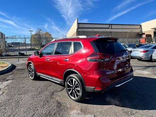2020 Nissan Rogue SL