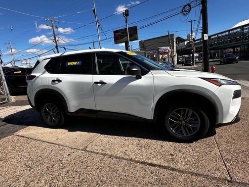 2021 Nissan Rogue S