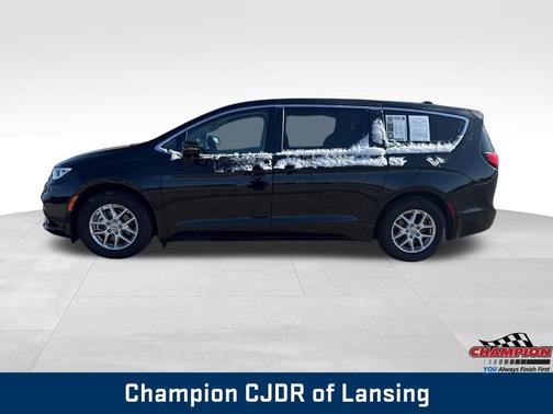 2024 Chrysler Pacifica Touring-L