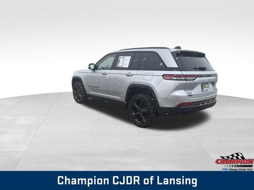 2023 Jeep Grand Cherokee Altitude