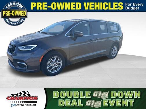 2023 Chrysler Pacifica Touring-L