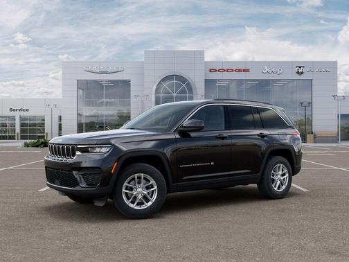 Black 2026 Jeep Grand Cherokee Laredo