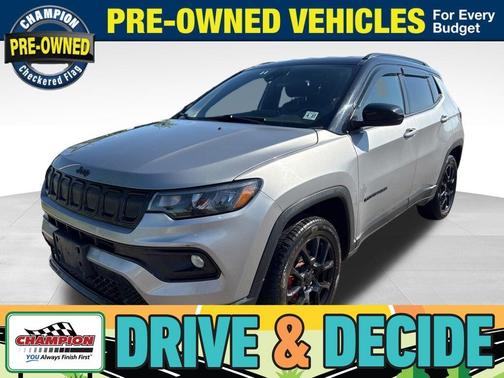 Billet Silver Metallic Clearcoat 2022 Jeep Compass Altitude