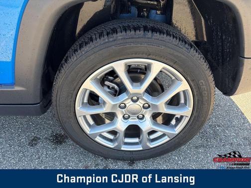 2022 Jeep Compass Latitude Lux