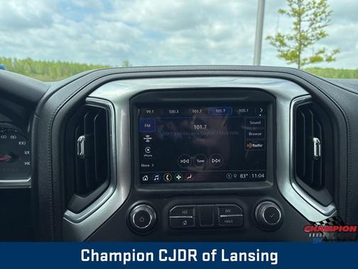 Summit White 2021 Chevrolet Silverado 1500 LT