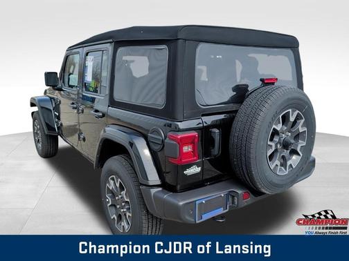 Black Clearcoat 2024 Jeep Wrangler Sahara