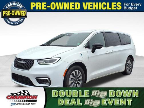 2025 Chrysler Pacifica Hybrid Select