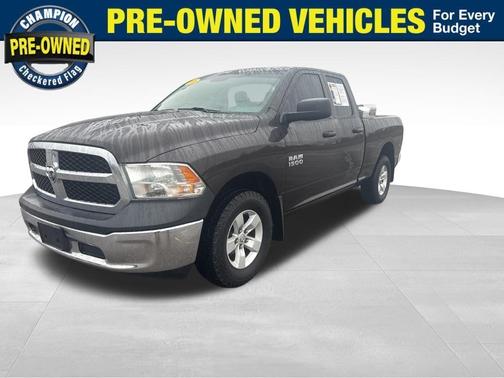 Pearl 2016 RAM 1500 Tradesman/Express