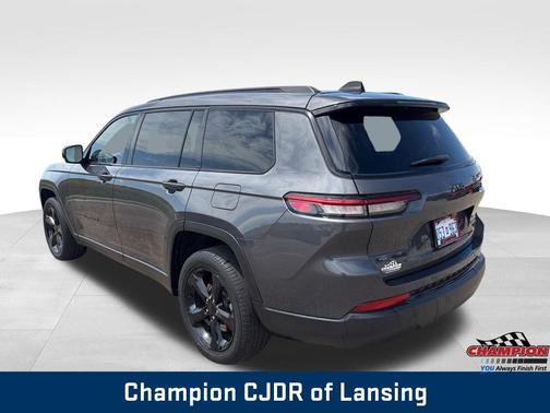 Metallic 2023 Jeep Grand Cherokee L Limited