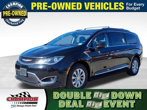 2018 Chrysler Pacifica Touring-L