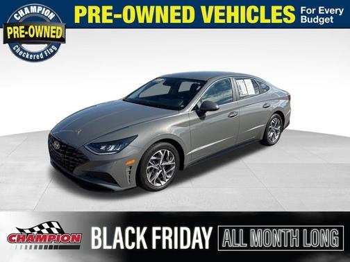 2022 Hyundai SONATA SEL