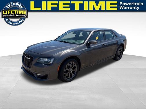 2018 Chrysler 300 S