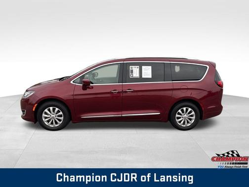 2019 Chrysler Pacifica Touring-L