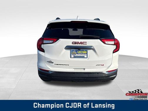 2023 GMC Terrain AT4