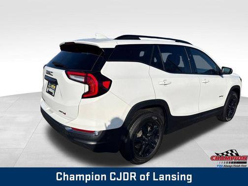2023 GMC Terrain AT4