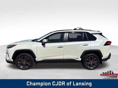 Blizzard Pearl 2022 Toyota RAV4 Hybrid Limited