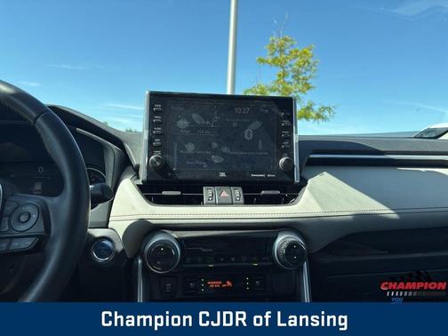 Blizzard Pearl 2022 Toyota RAV4 Hybrid Limited