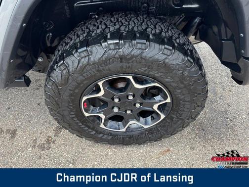 Sting Gray Clearcoat 2023 Jeep Wrangler Rubicon