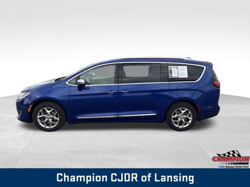 Ocean Blue Metallic 2019 Chrysler Pacifica Limited