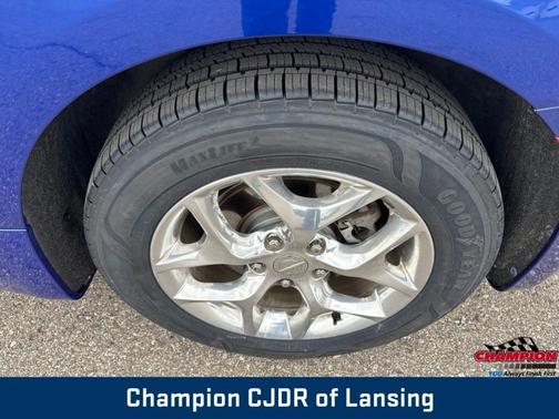 Ocean Blue Metallic 2019 Chrysler Pacifica Limited