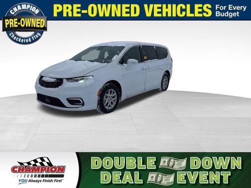 2025 Chrysler Pacifica Select