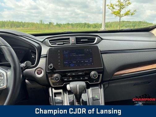 White 2017 Honda CR-V Touring