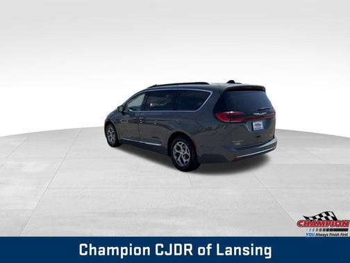 Gray Clearcoat 2023 Chrysler Pacifica Limited