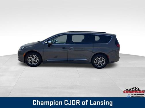 Gray Clearcoat 2023 Chrysler Pacifica Limited