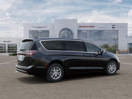 Black 2026 Chrysler Pacifica Select